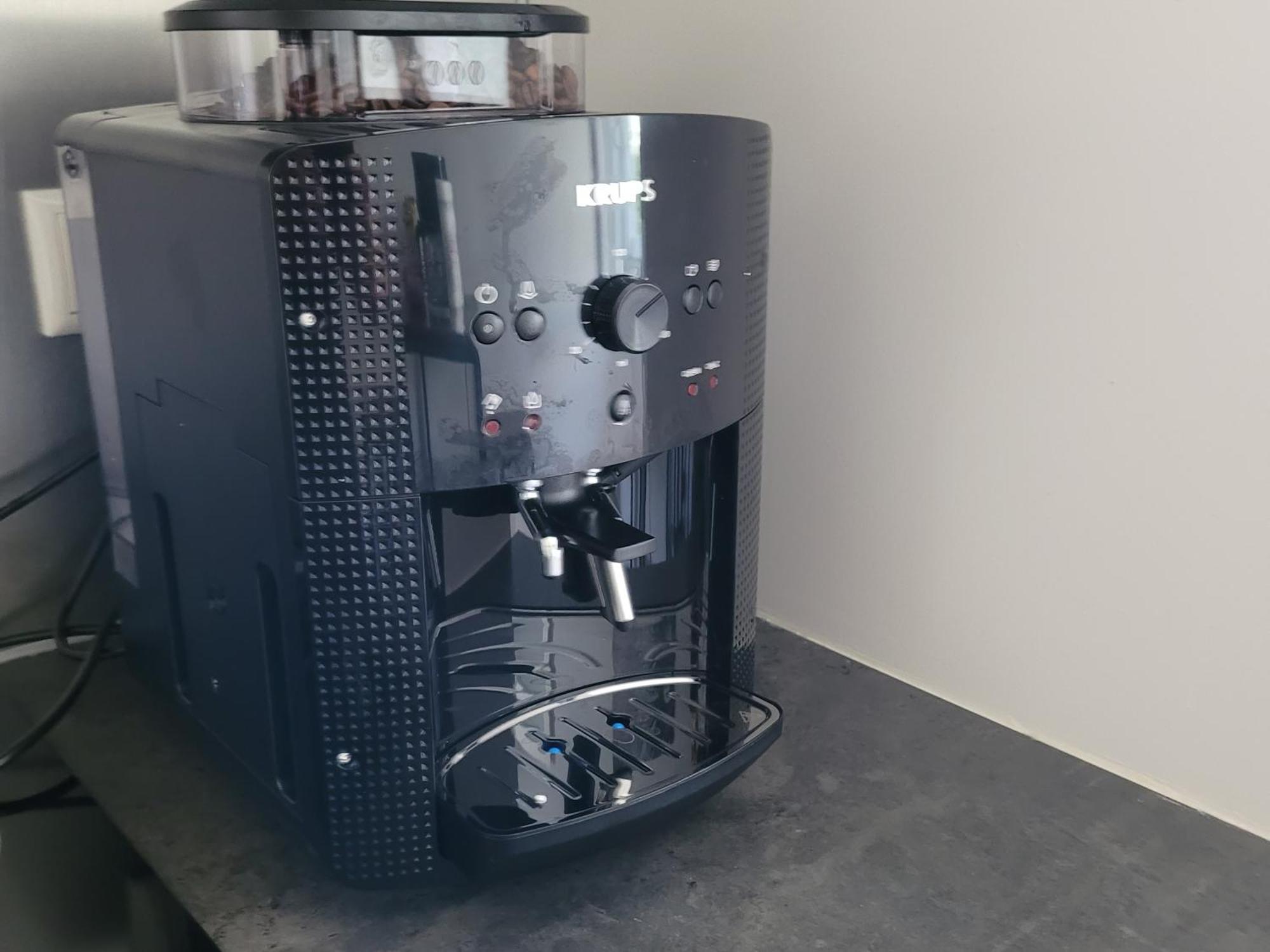 Schoene, Gemuetliche Moeblierte 2 Zi Wohnung In Rgb Ρέγκενσμπουργκ Εξωτερικό φωτογραφία